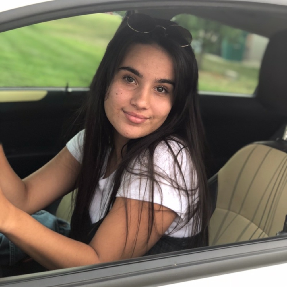 Meet your Posher, Selma